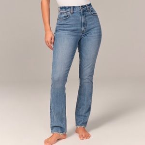 🆕 Abercrombie & Fitch Curve Love Ultra High Rise 90s Slim Straight Jeans